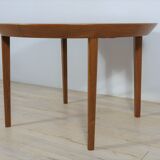 Table extensible en teck du milieu du siècle par Ole Hald pour Gudme Møbelfabrik, années 1970