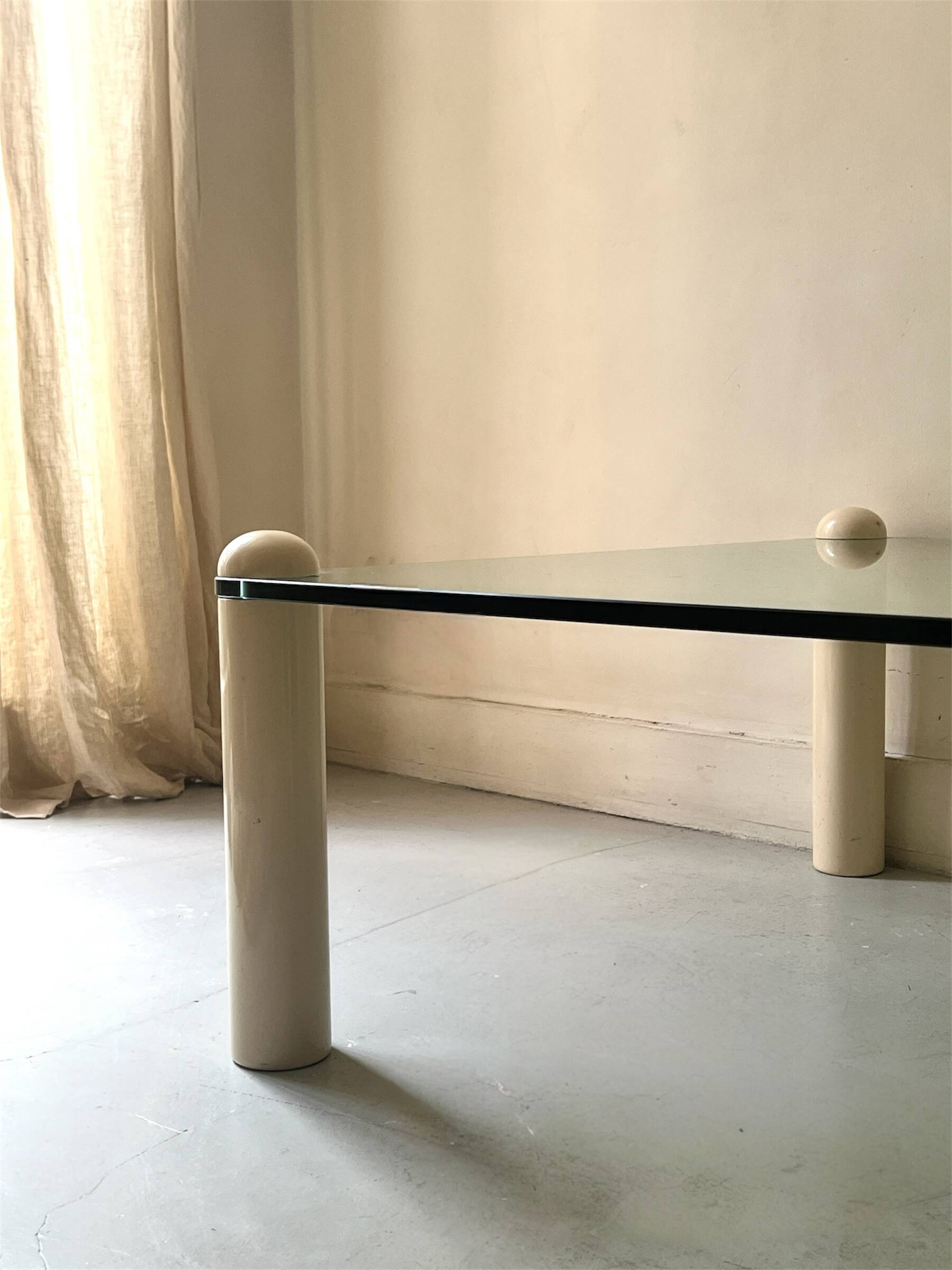 thick glass coffee table, Roche Bobois design 1970