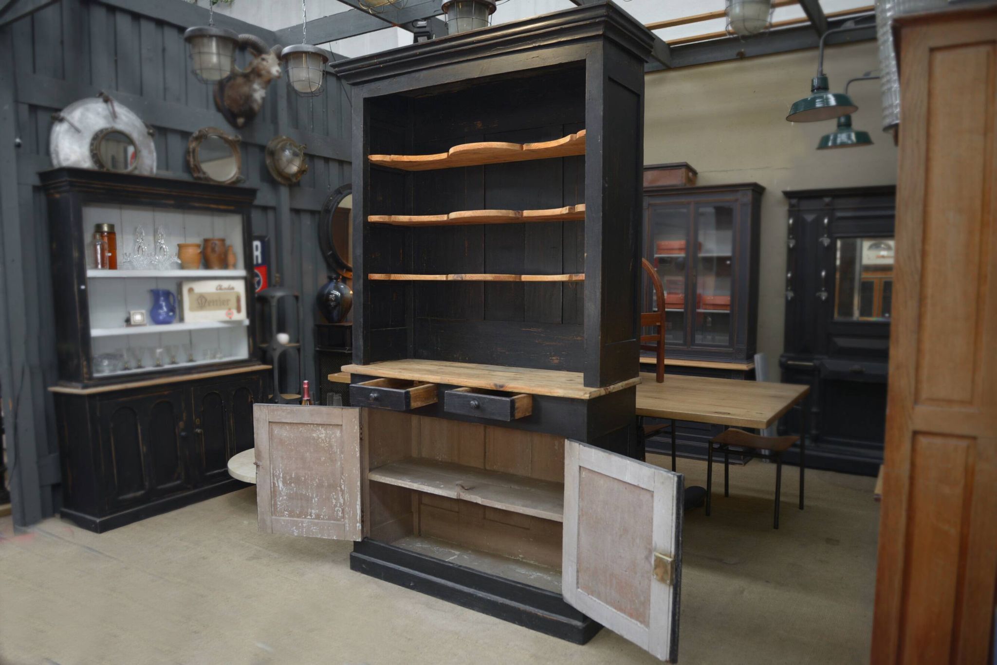 2-part sideboard in late 19th century fir