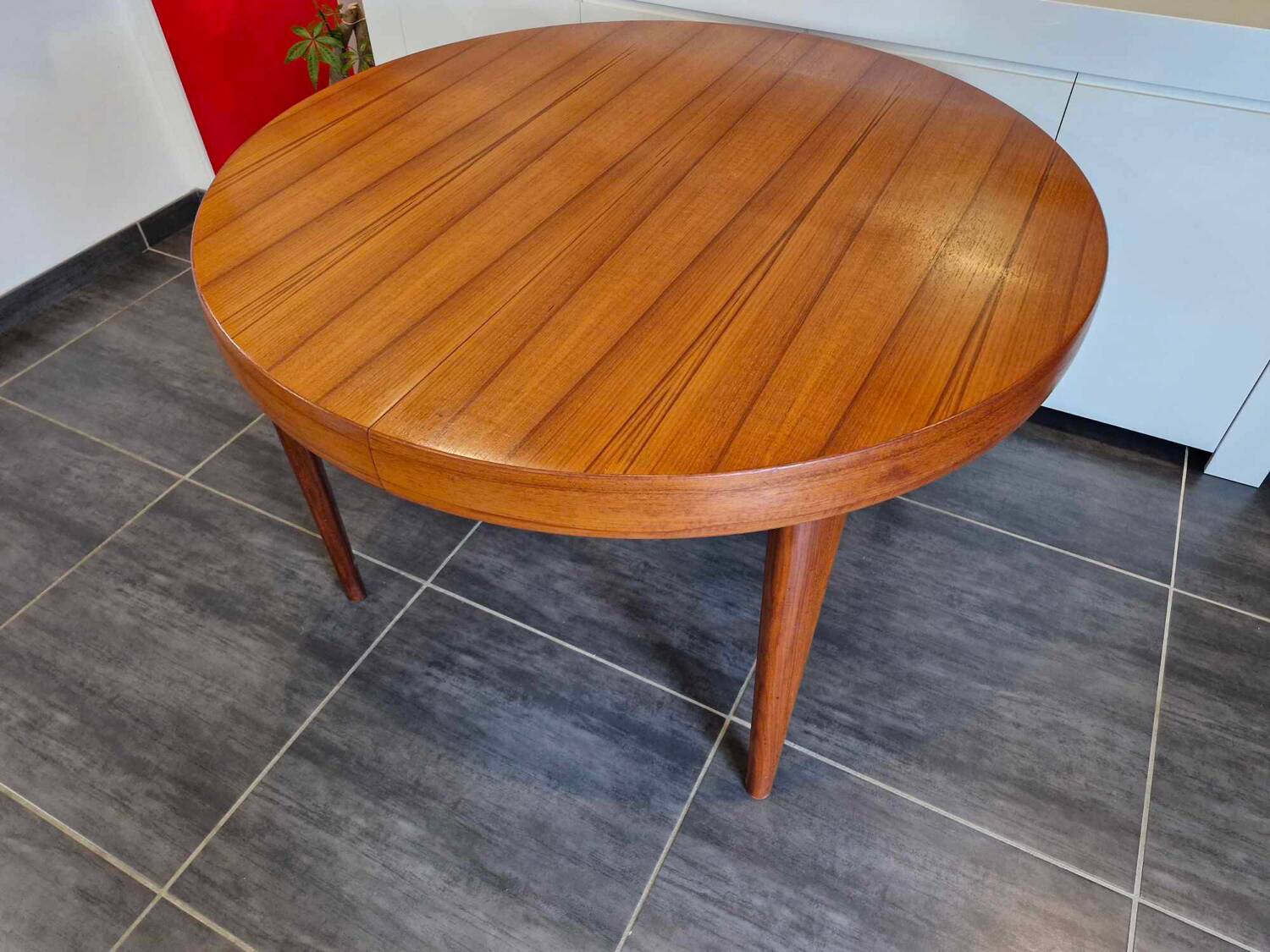 Scandinavian extendable teak round table, 1960s