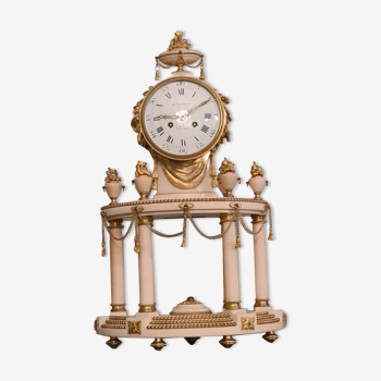 Pendule portique époque Louis XVI vers 1785