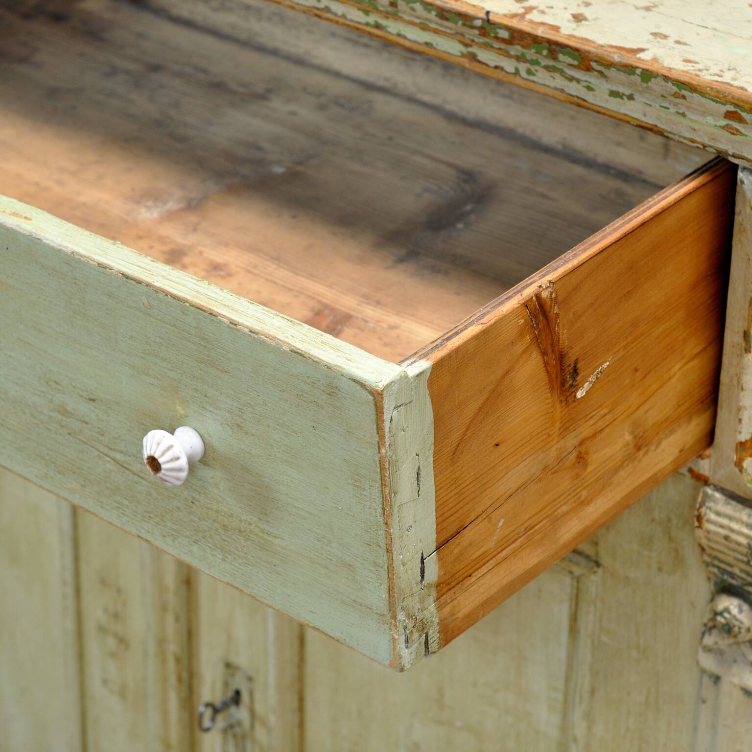 Solid pine dresser, 1910s