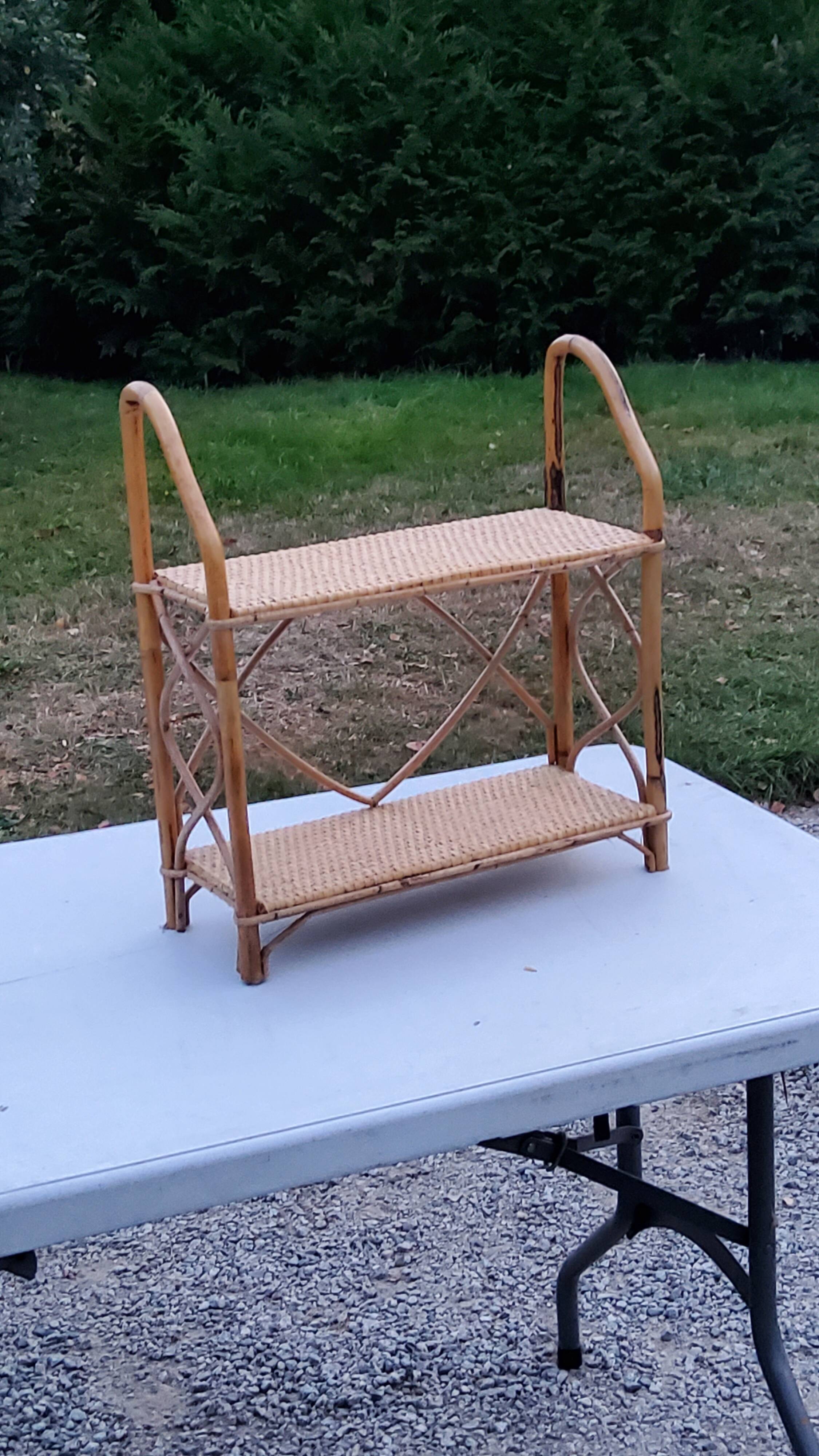 Double wall shelf in bamboo and rattan from the 70s