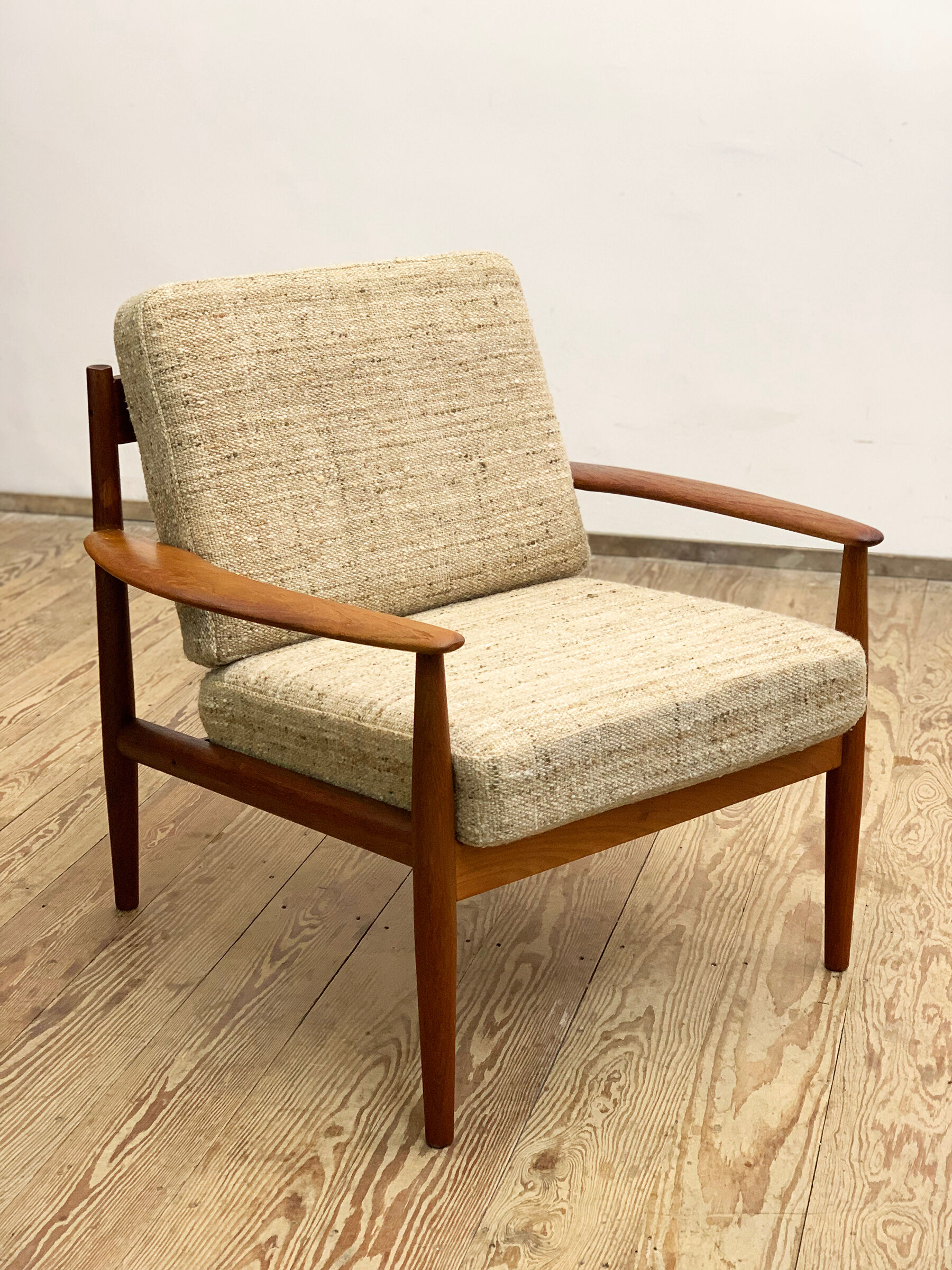 Armchair by Grete Jalk for France & Son, Danish Design, 1950er