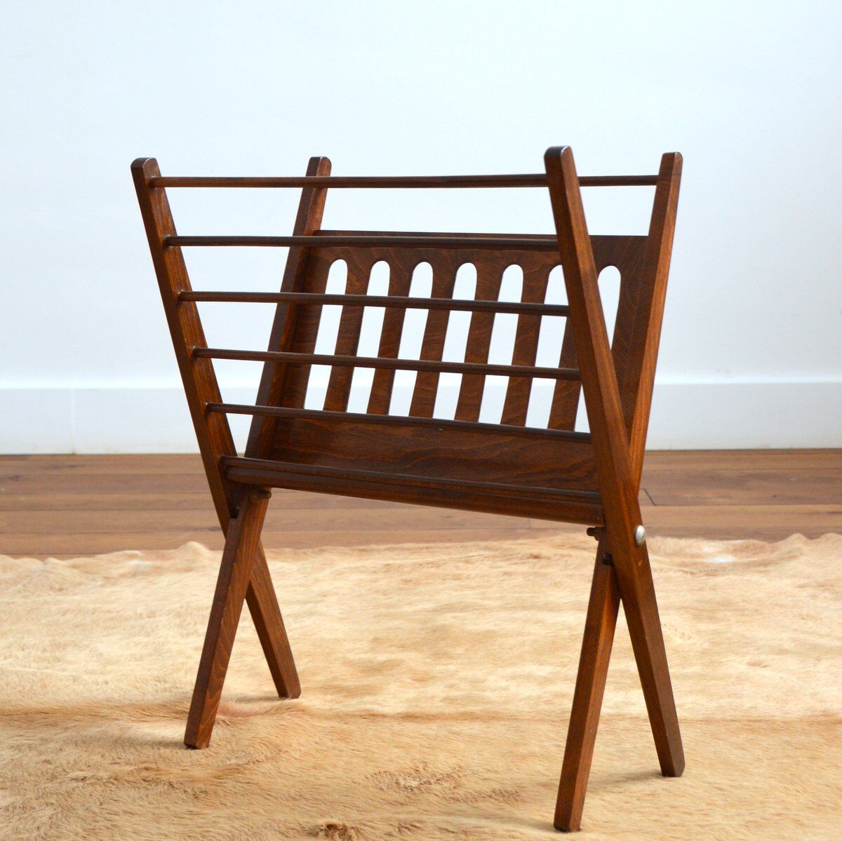 Porte revues pliant scandinave de Cees Braakman pour Pastoe 1960