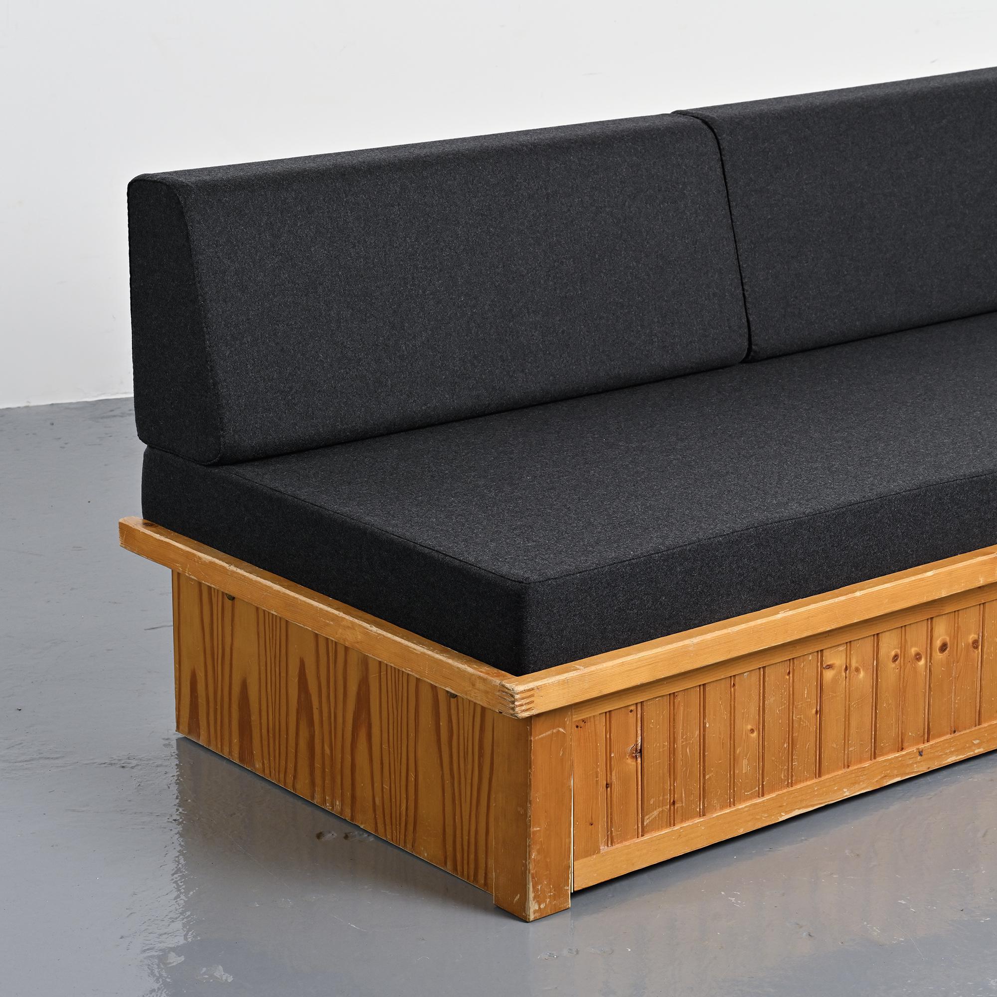 Charlotte Perriand, Les Arcs bench around 1973