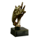 sculpture de mains entrelacées en bronze doré, signée Lohé.