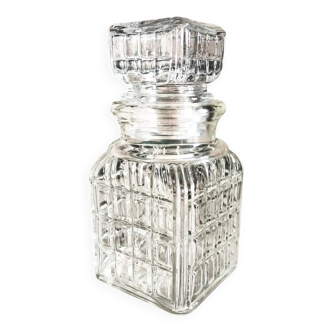 Glass jar