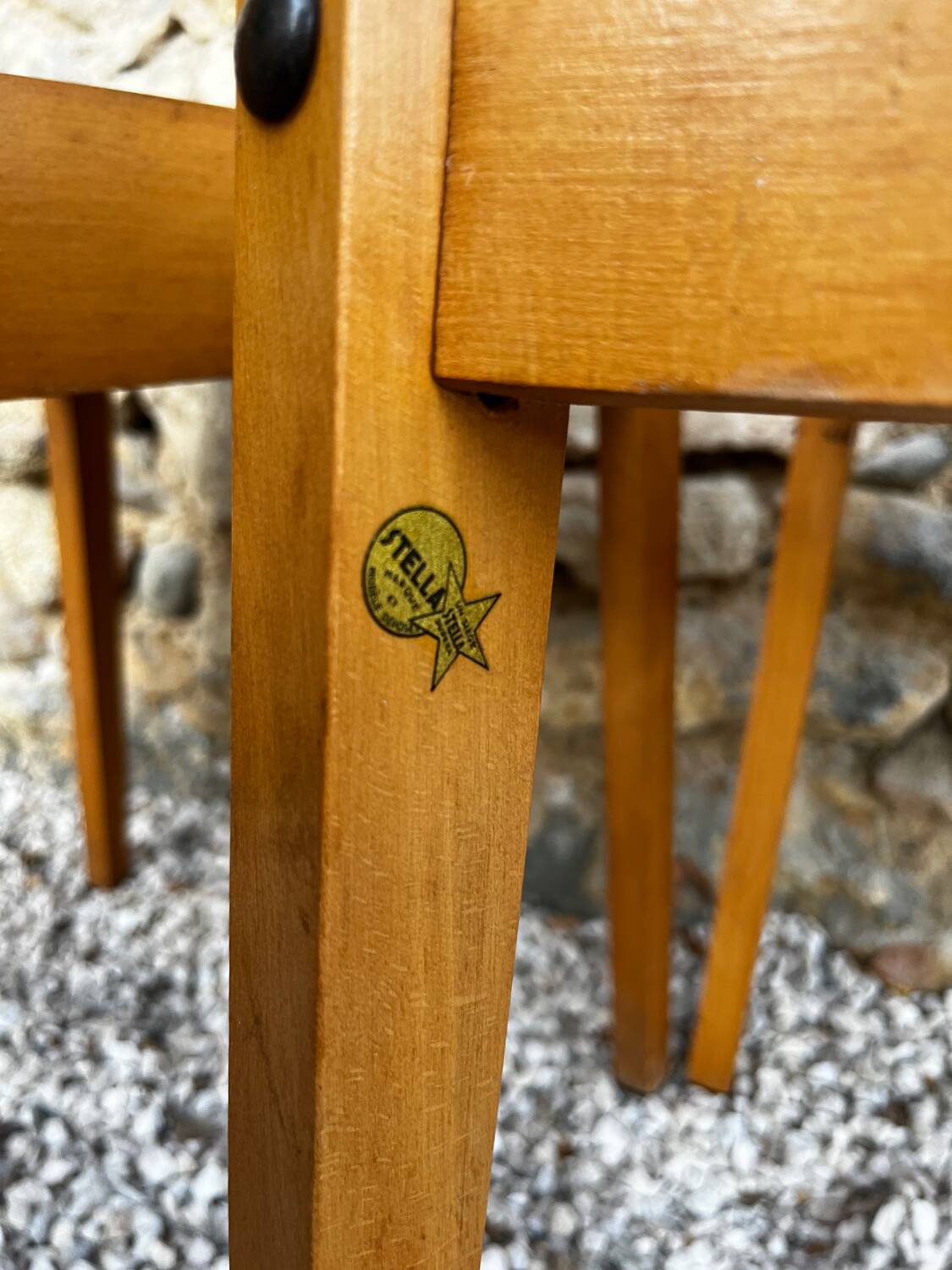 Pair of Stella chairs, Carola model