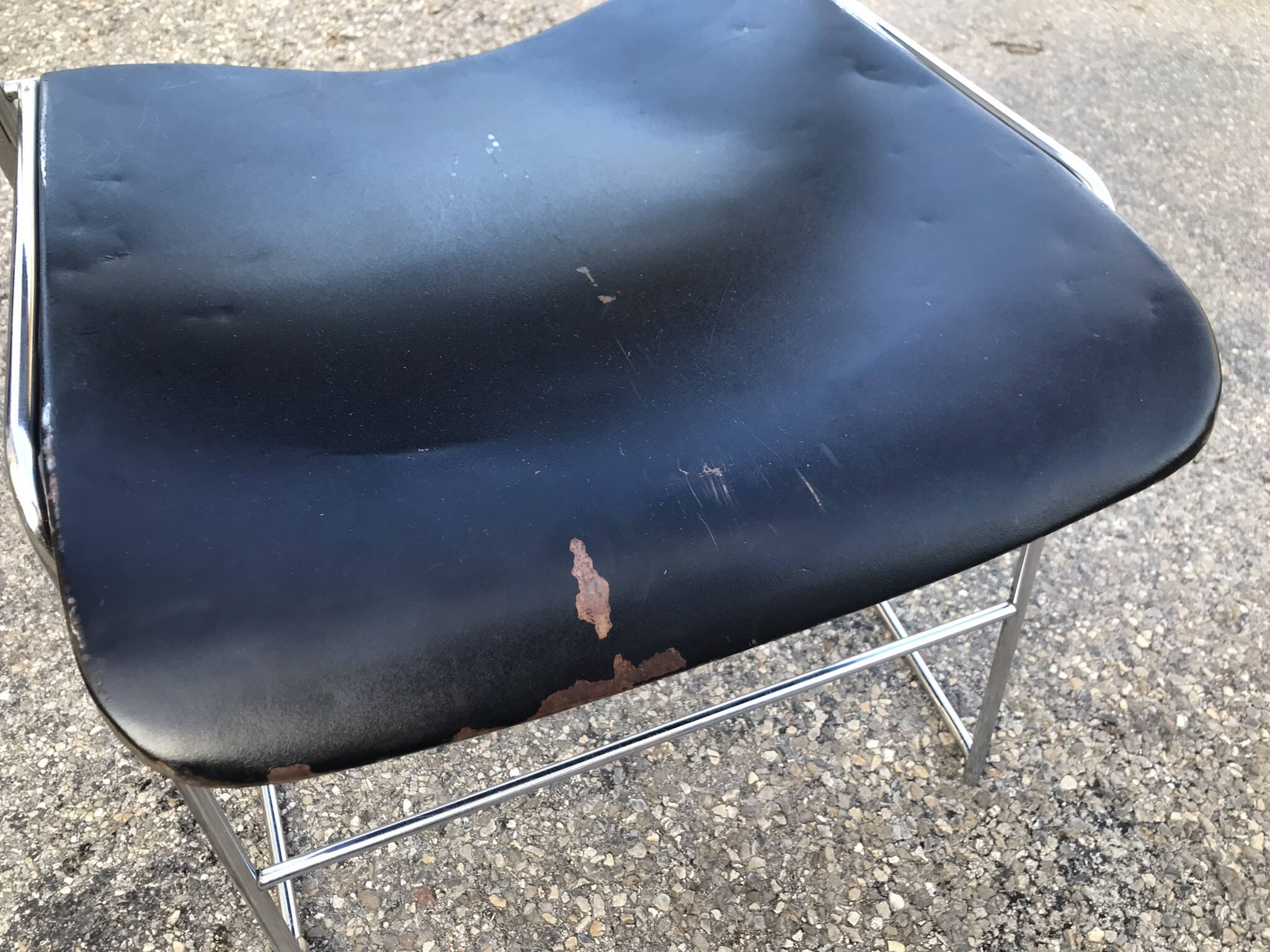 Set of 6 designer metal chairs from the 20th century David Rowland