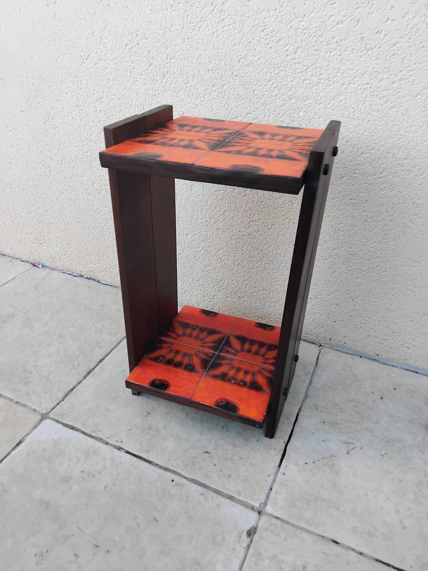 Vintage 1970s pedestal table ceramic