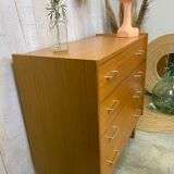 Chest of drawers  with tapered feet