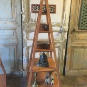 Pyramid shelves "Jodhpur" in Rubberwood