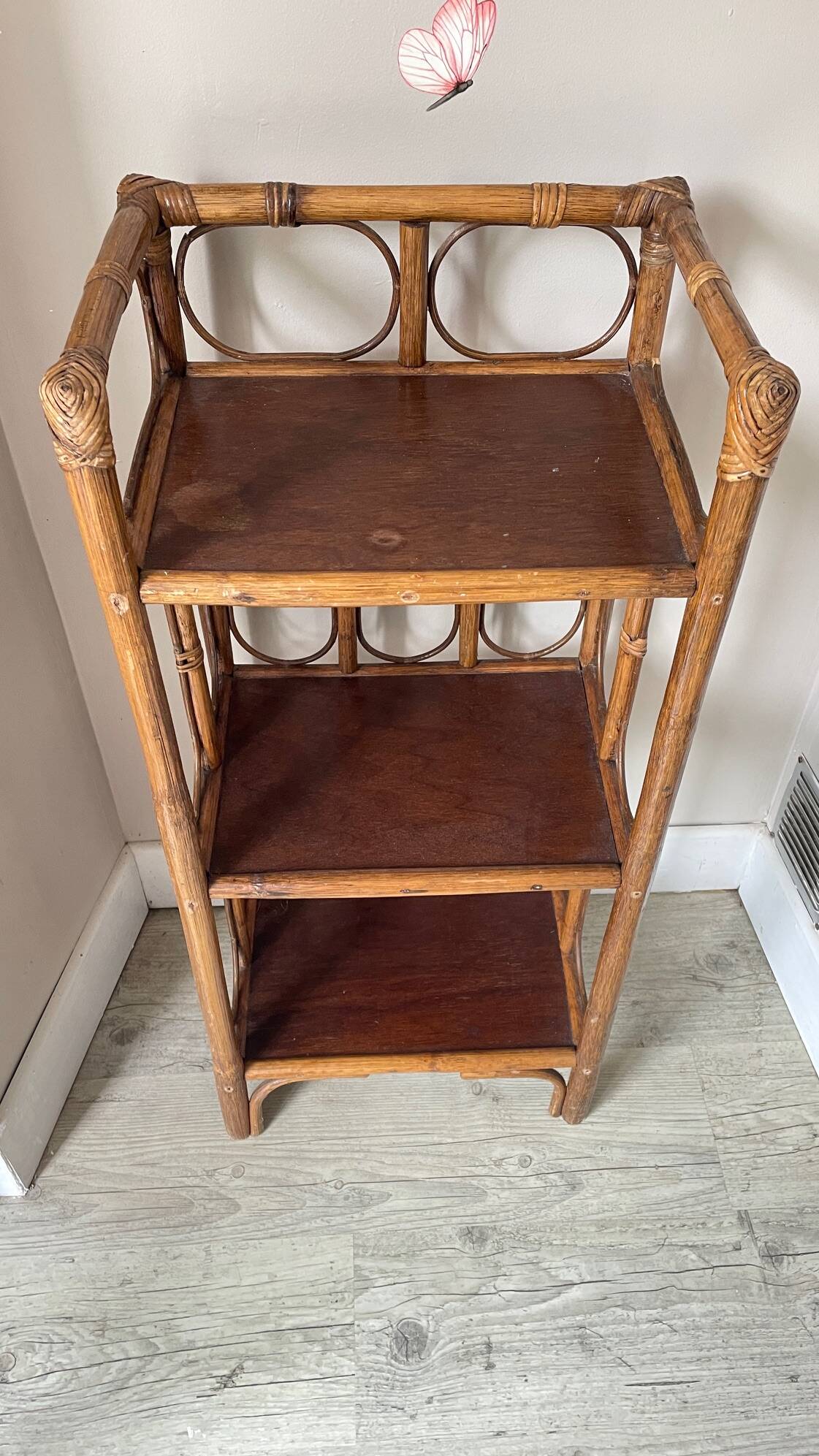 VINTAGE RATTAN BOOKSHELF