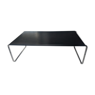 Coffee table in chromed metal and perforated sheet