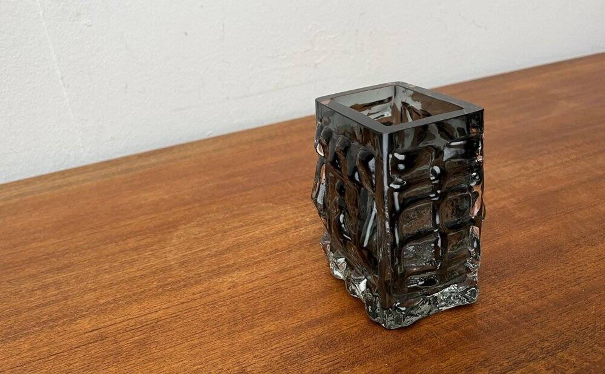 Brutalist bubble glass block vase by Josef Schott for Smålandshyttan, mid-century, 1960s.
