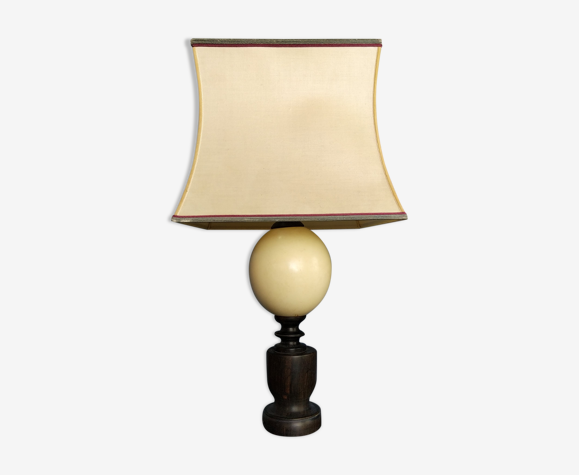 Lampe oeuf d'autruche
