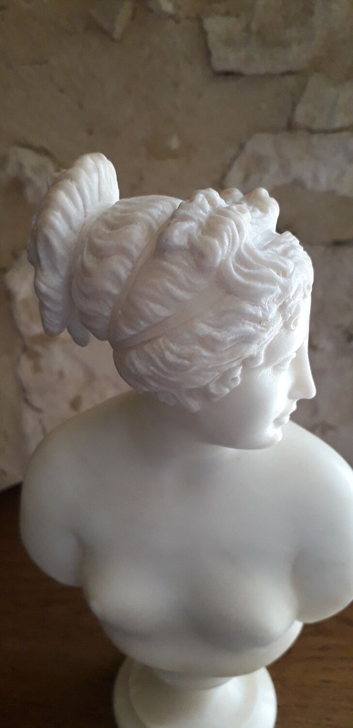 Alabaster bust after Antonio Canova