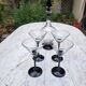 4 verres à cocktail et carafe assortie