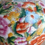 Large Chinese ginger jar with multi-colored porcelain lid