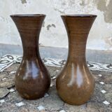 Set of 2 glazed pottery vases.