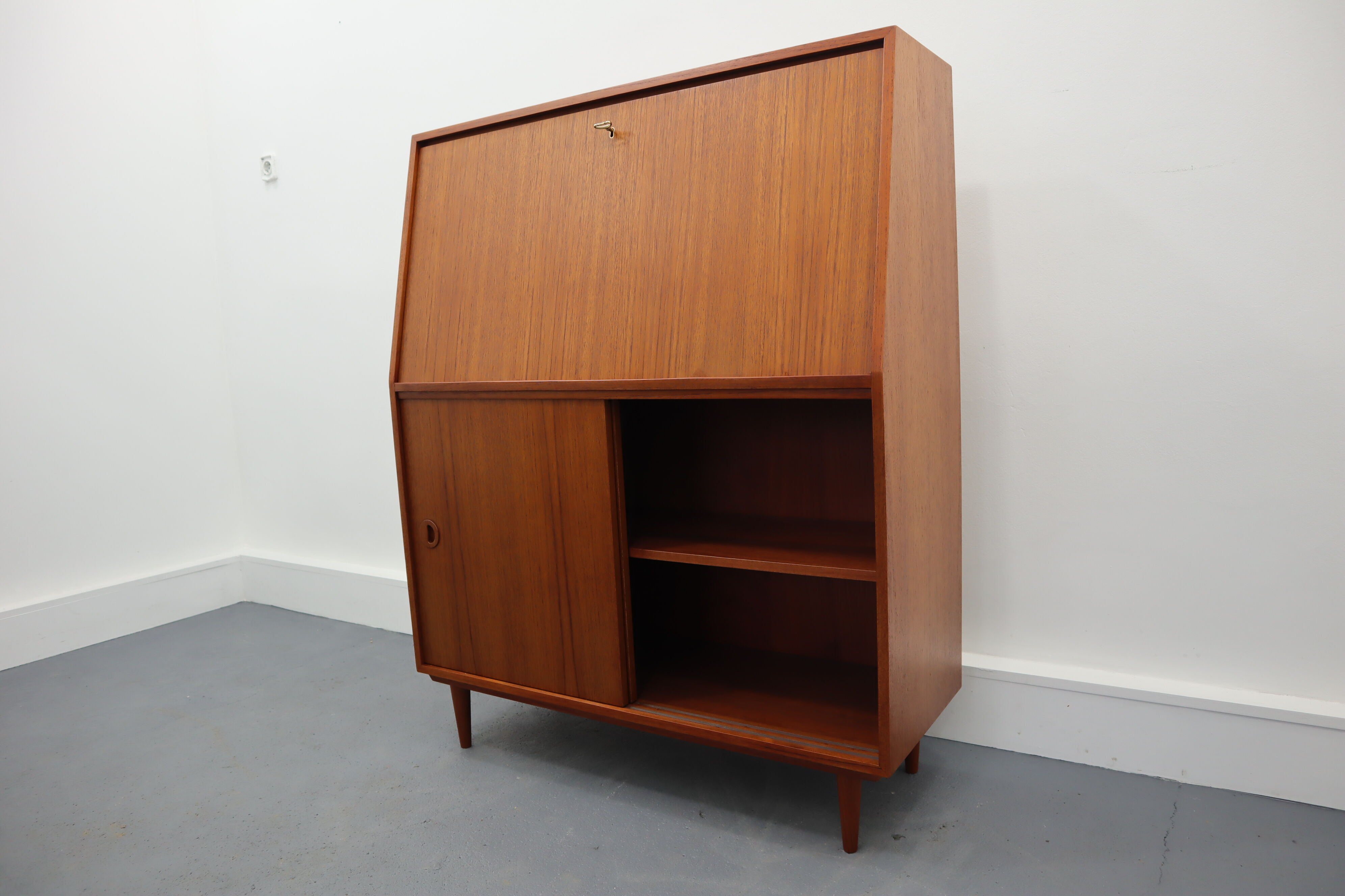 Mid-Century Danish Cabinet, 1960s