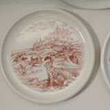 Set of 3 mismatched flat plates - red/burgundy decorations - deer and hare