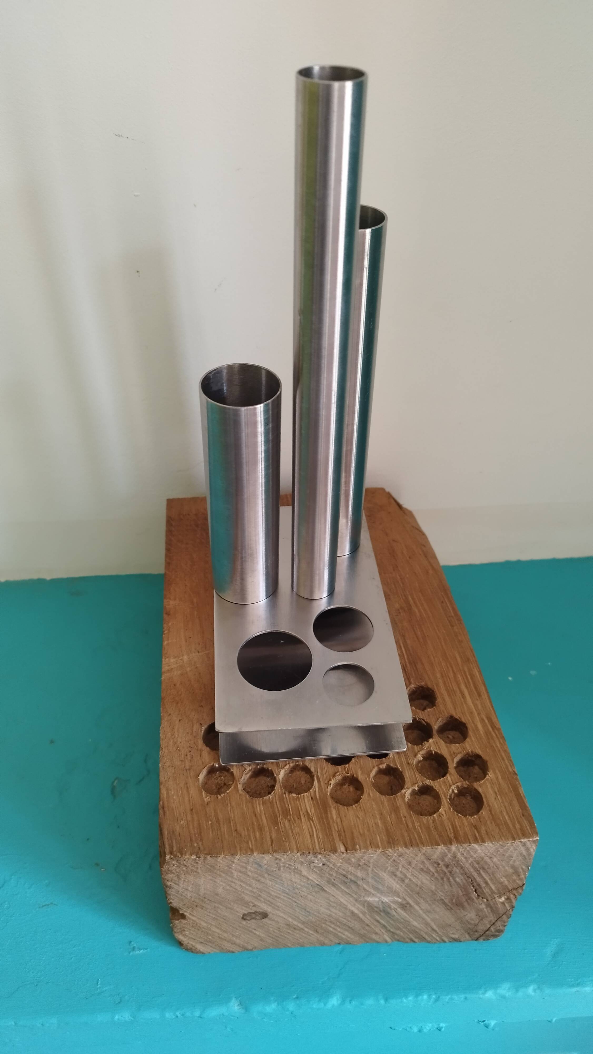 Soliflore, vase, en inox Letang Rémy, modèle rare