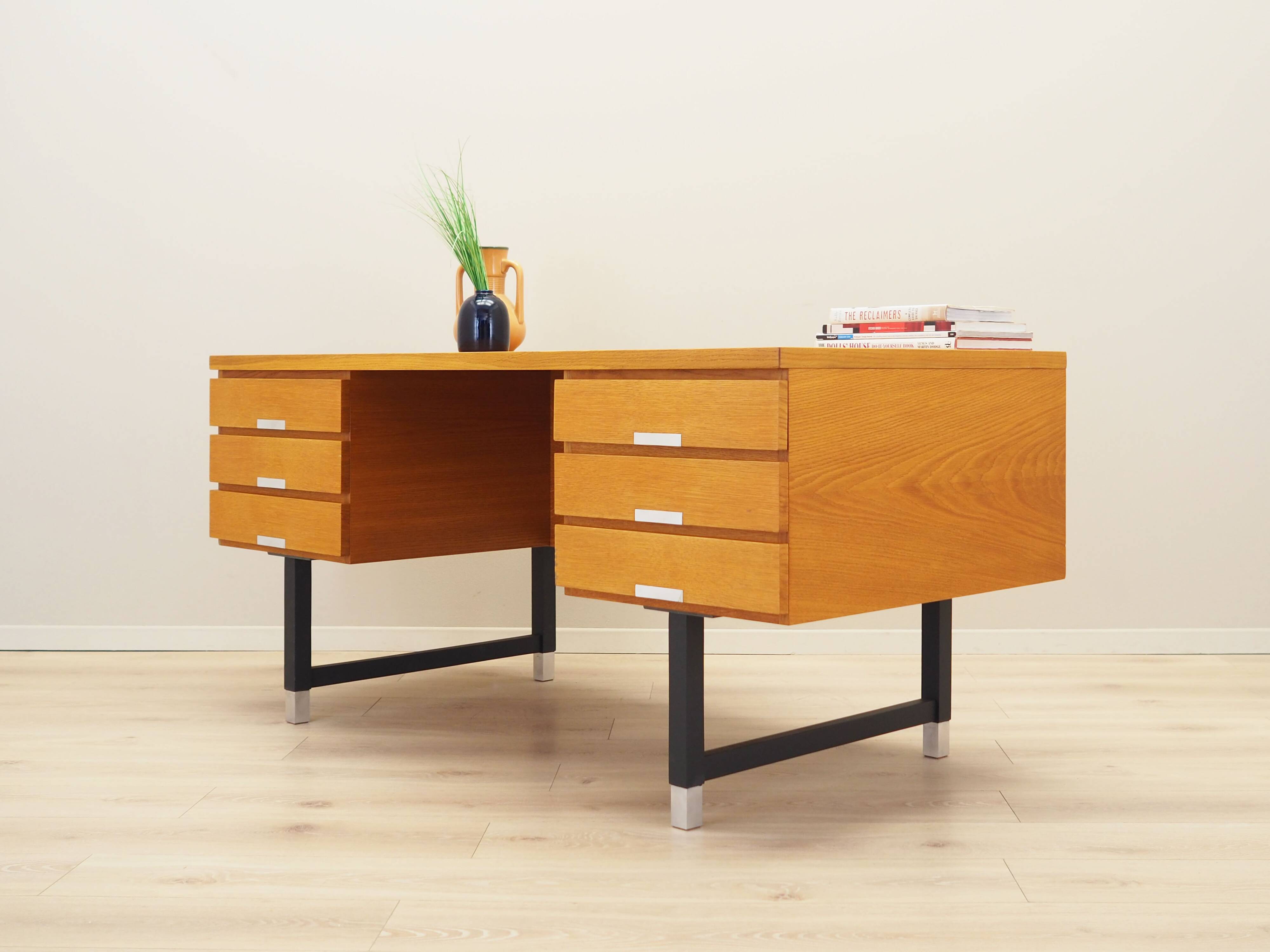 Ash desk, Danish design, 1970s, manufacturer: Eigil Petersens Møbelfabrik