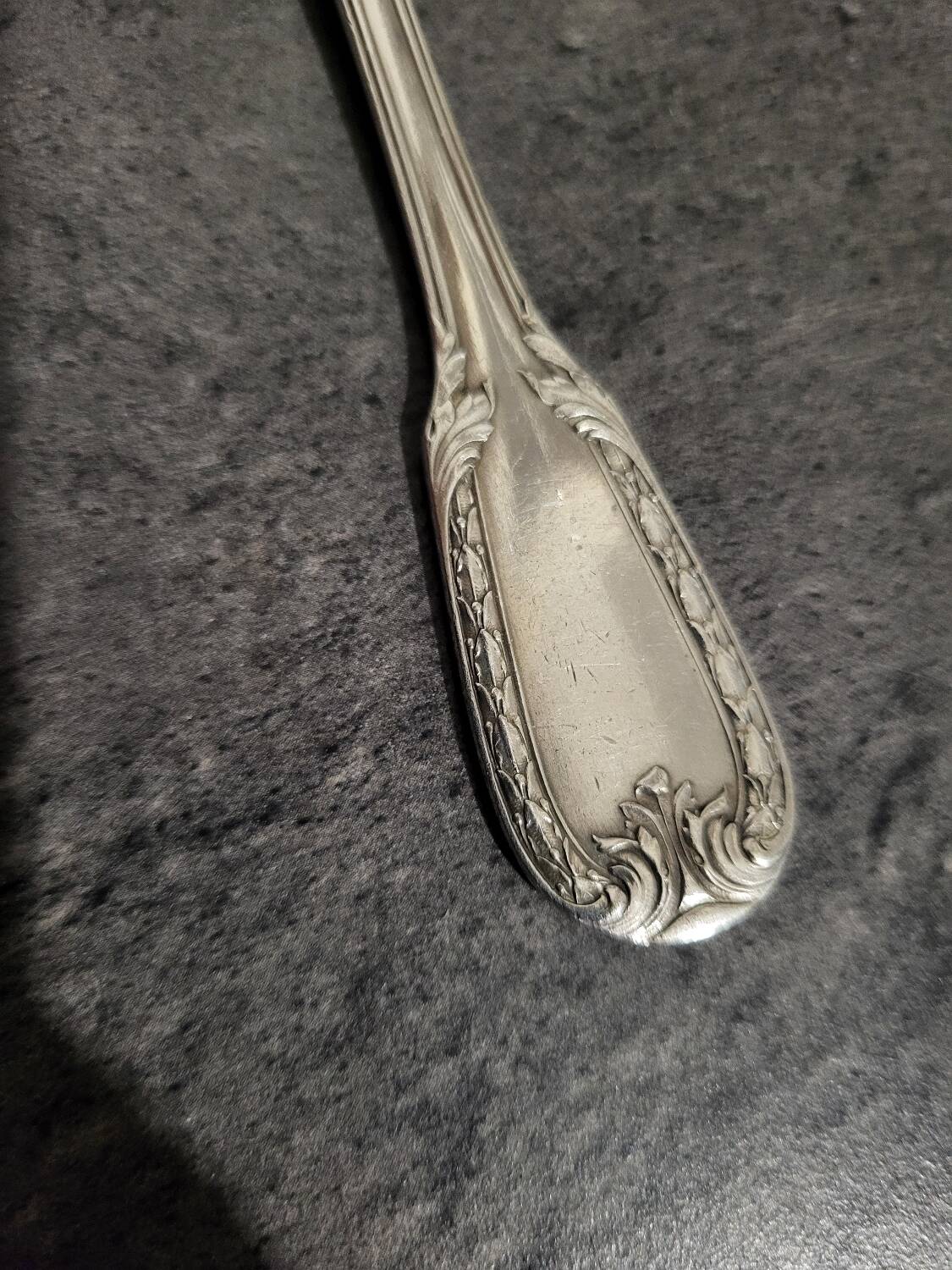 Vintage dusting spoon in excellent condition.