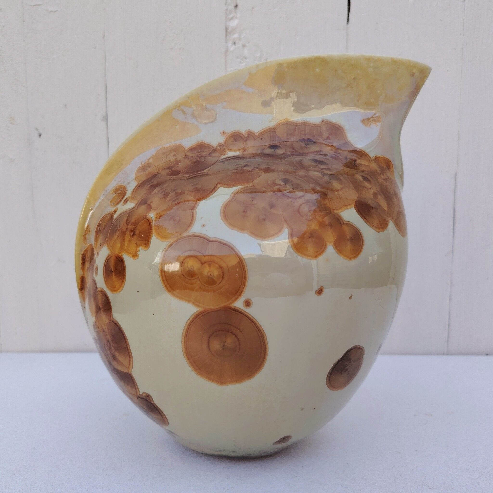 Free-form vase, porcelain stoneware, Matthieu Liévois