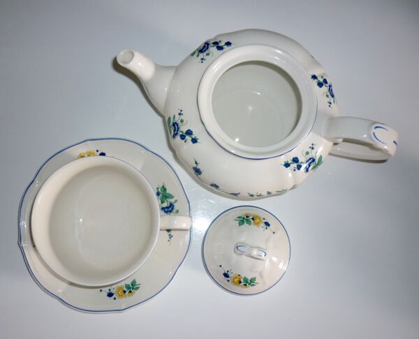 Théière et petit-déjeuner tasse et sous-tasse V&B Phoenix bleu