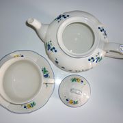 V&B Phoenix blue teapot and breakfast cup and saucer