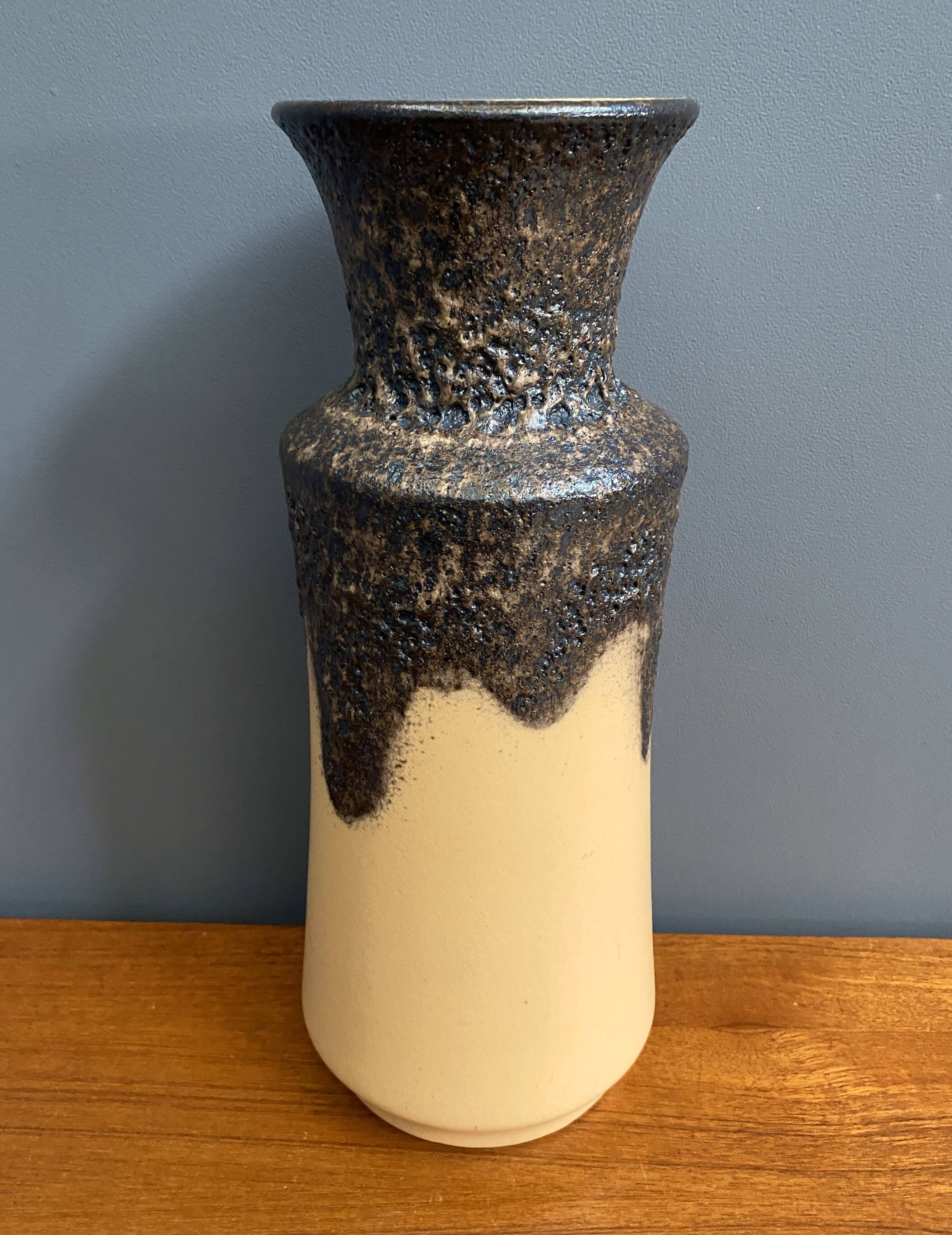 U-keramik vase (uberlacker) model 1452-40, yellow and black WGP 1960s