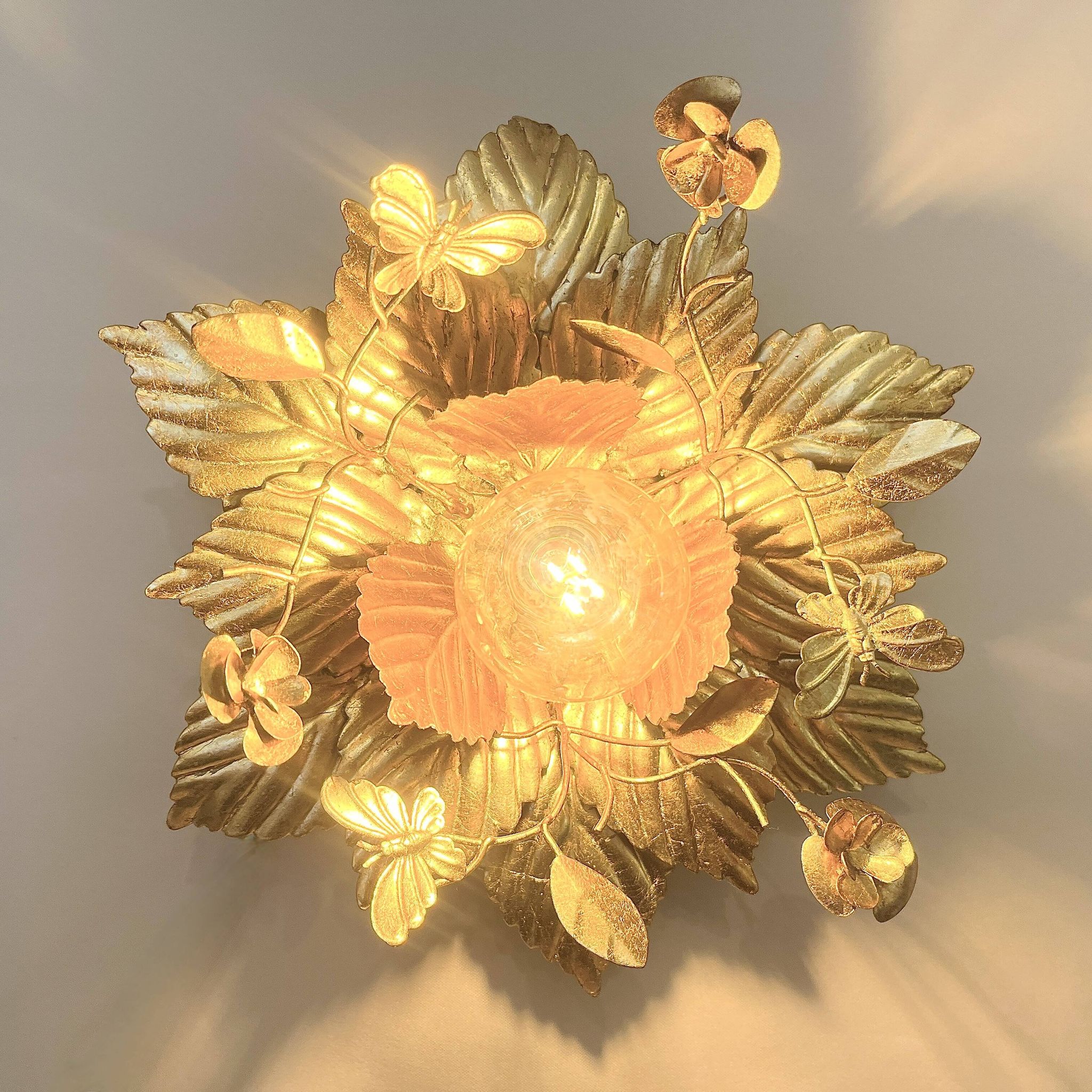 Applique fleur métal doré à la feuille d'or vintage Applique florentine