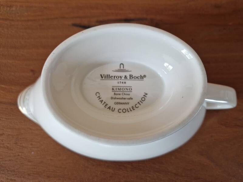 Villeroy and Boch - Kimono porcelain sauce boat, Château collection