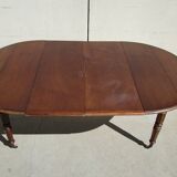 Round table expandable mahogany
