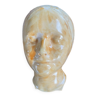 Old study mask by Simone L'aube/1930