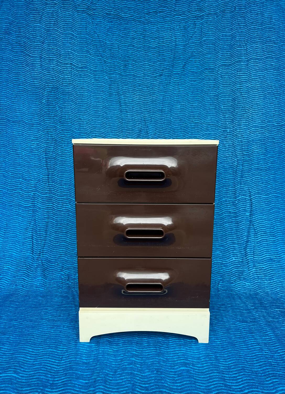 Meuble de rangement/commode/caisson vintage 1970 en resine marron et i