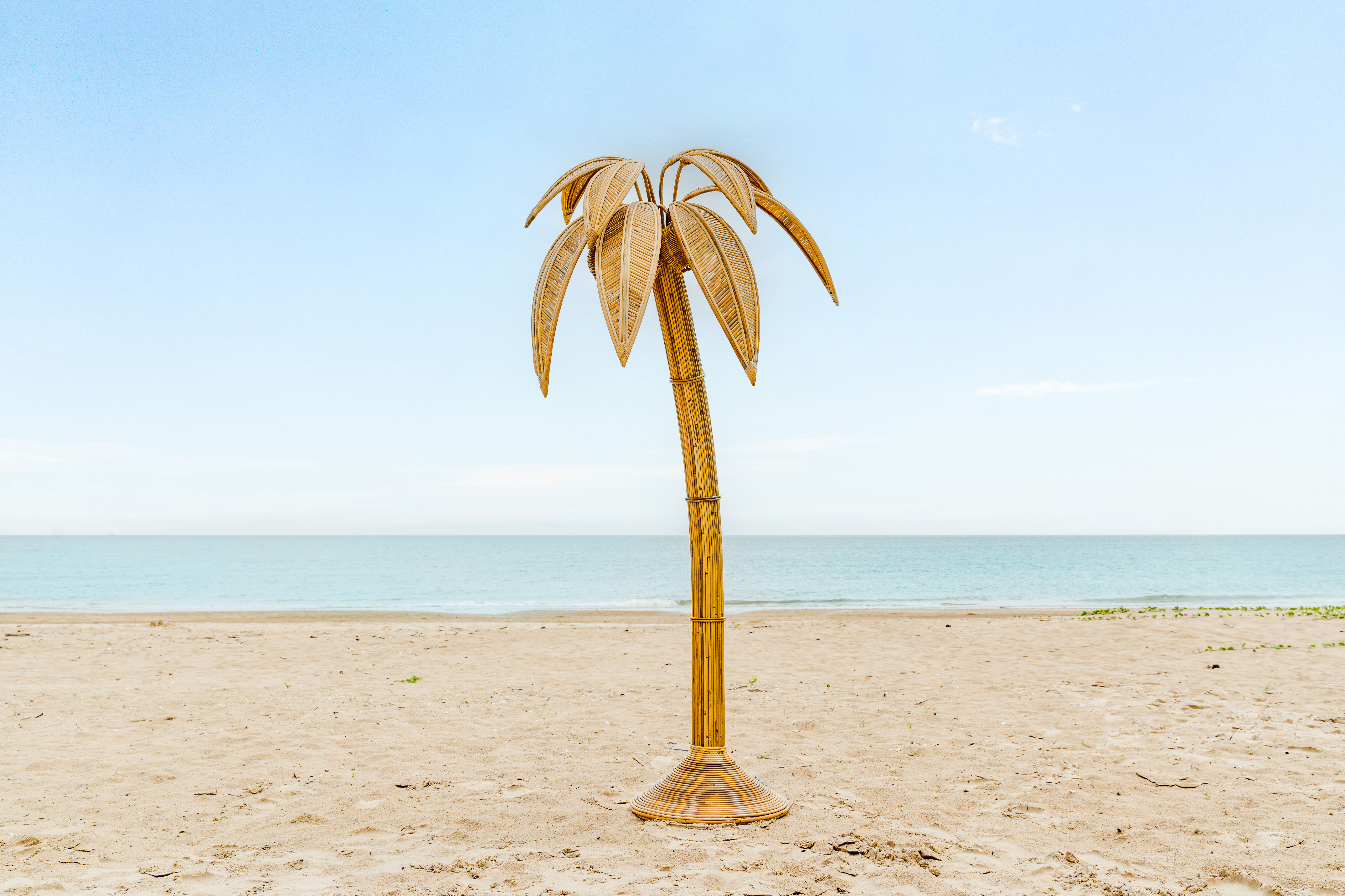 "Palm tree" floor lamp in rattan