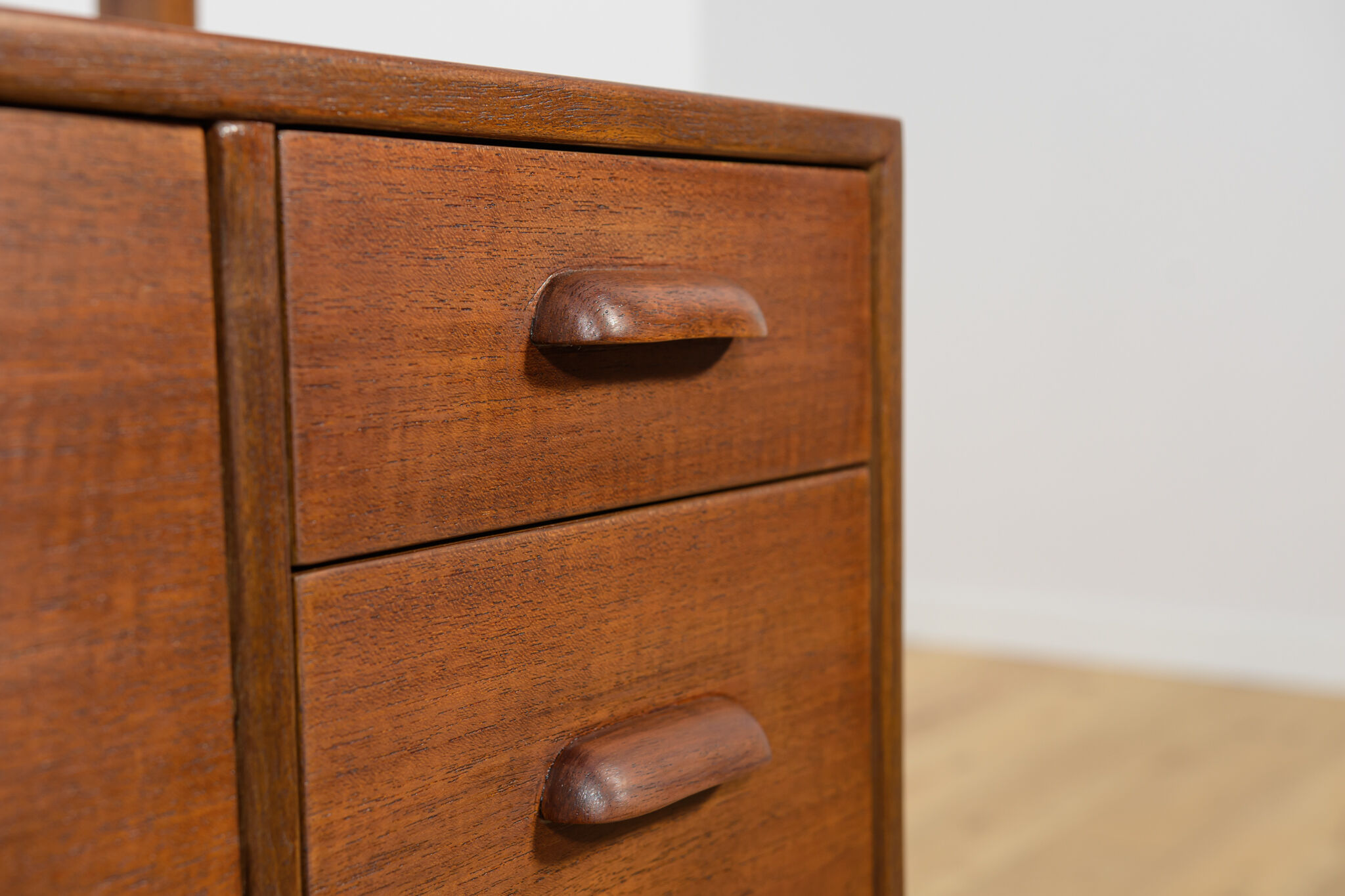 Mid-century dressing table from Ølholm Møbelfabri, 1960s