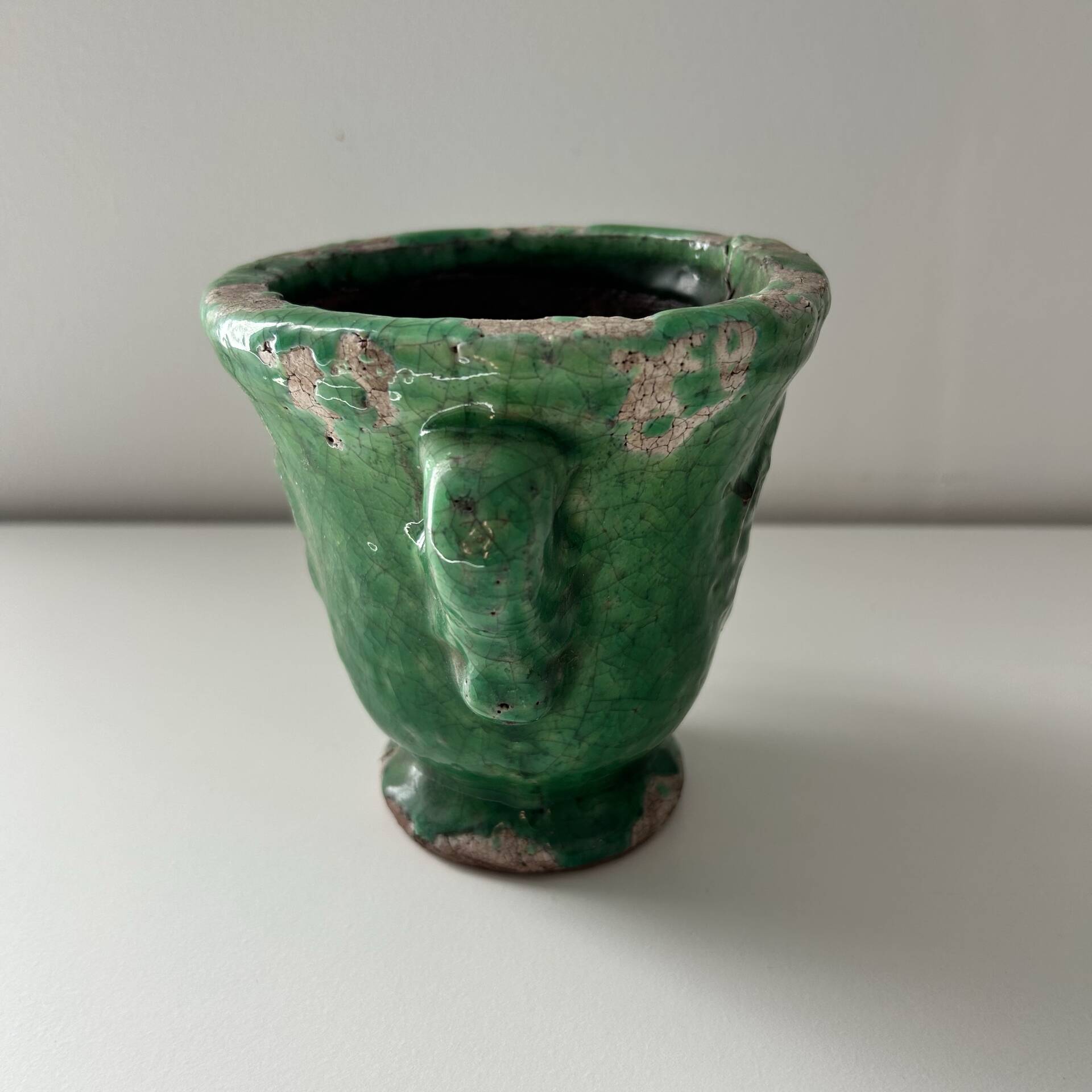 Petit vase provençal ancien