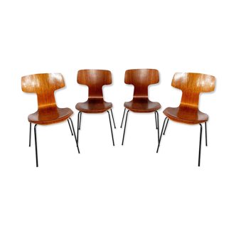 Set of four Danish hammer chairs by Arne Jacobsen for Fritz Hansen