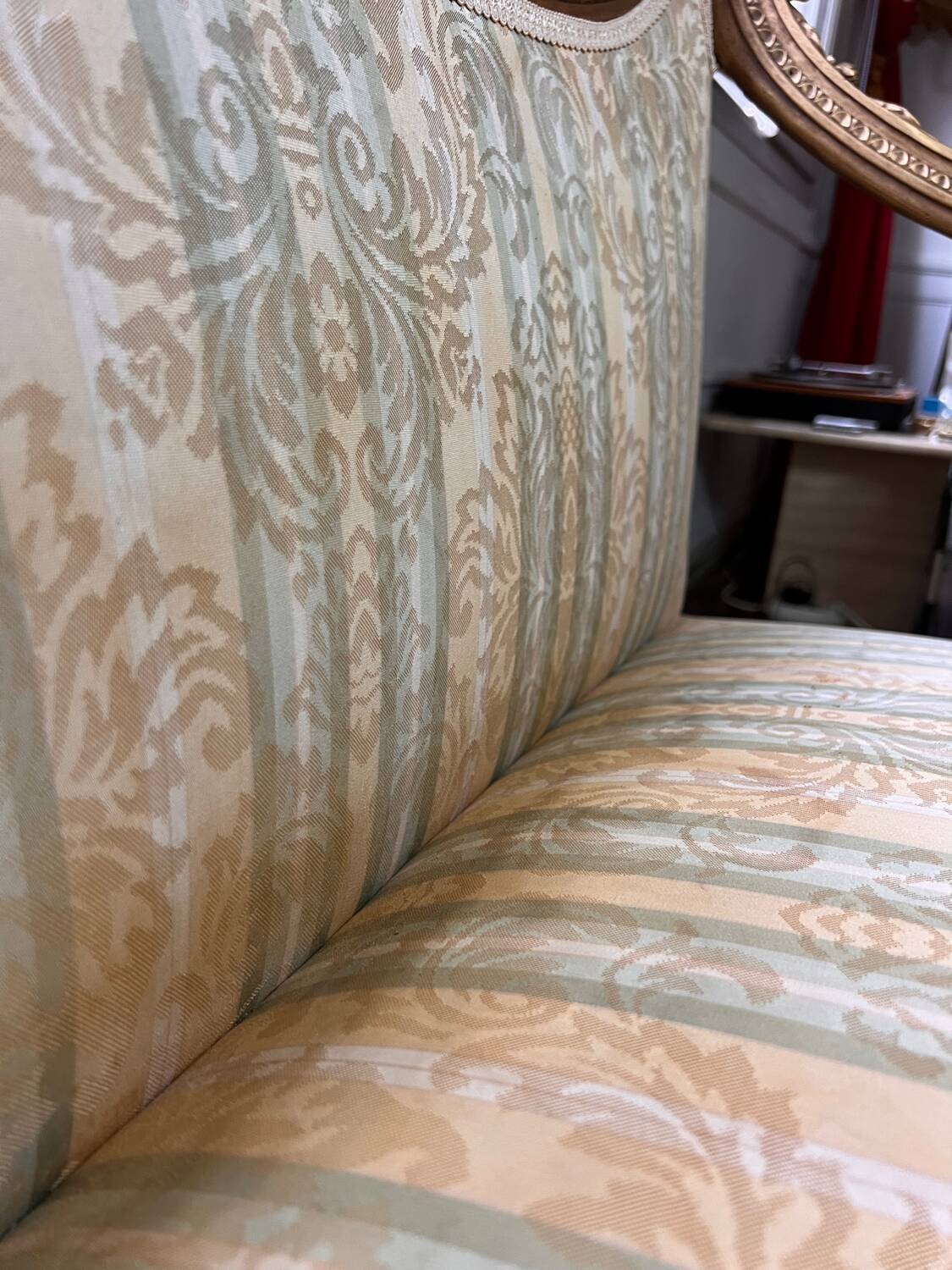 Exceptional Louis XVI style bench in gilded wood - Late 19th century