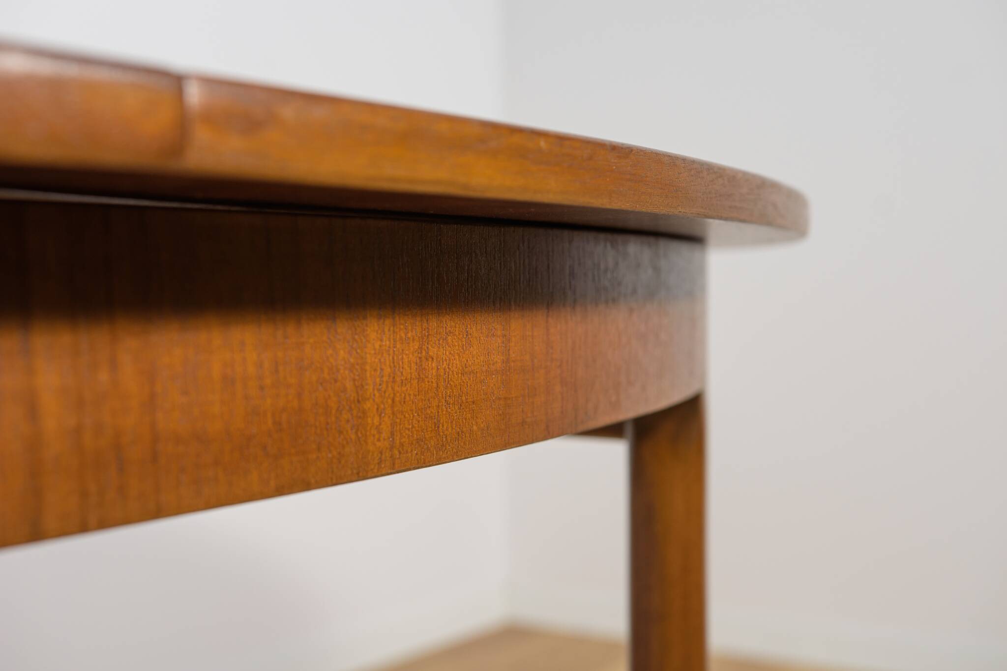 Mid-Century Oval Extendable Teak Dining Table from McIntosh, 1960s