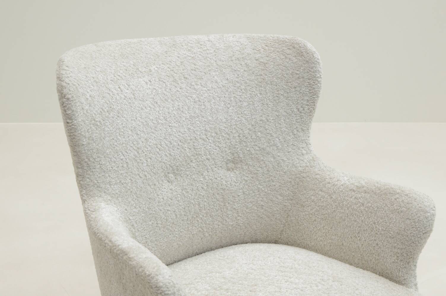 Fauteuil à oreilles par Theo Ruth pour Artifort, Pays-Bas, années 1950.
