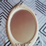 Romantic oval mirror