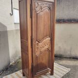 Antique oak bonnetière