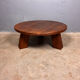 Table basse ronde brutaliste en chêne massif