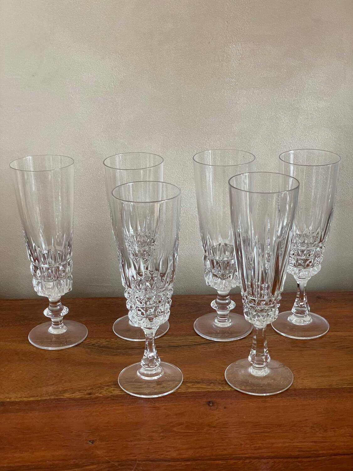 6 Arques crystal champagne glasses